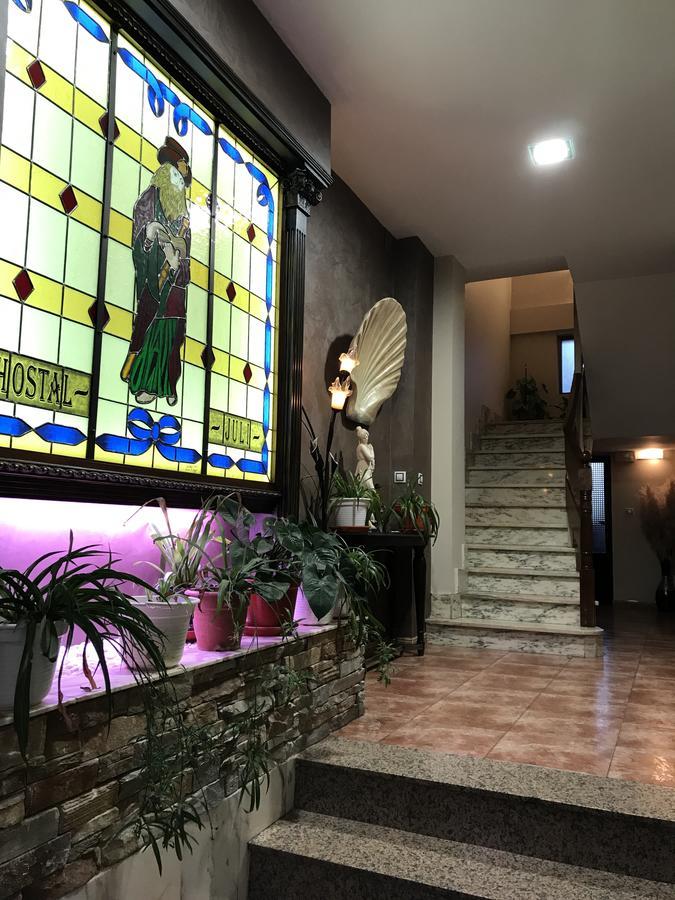 Hostal Juli San Justo de la Vega Exterior foto